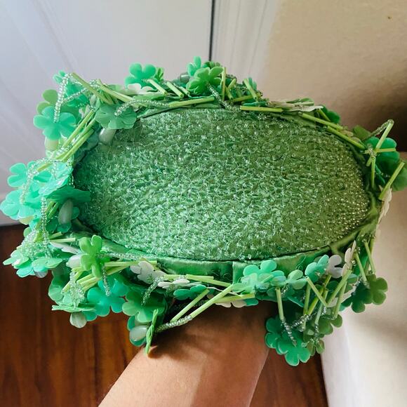 Viral Made in India Green Beaded Floral Handbag -- NWT - Picture 2 of 9